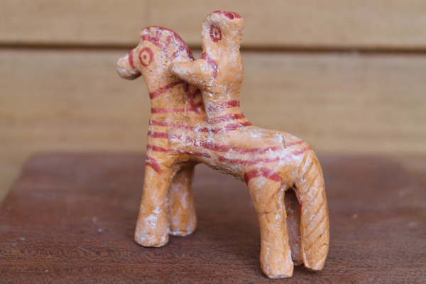 Mycenaean horseman with bird of prey face, 6.7 cm high, 7.2 cm long, 1.9 cm wide, 28 g, terracotta